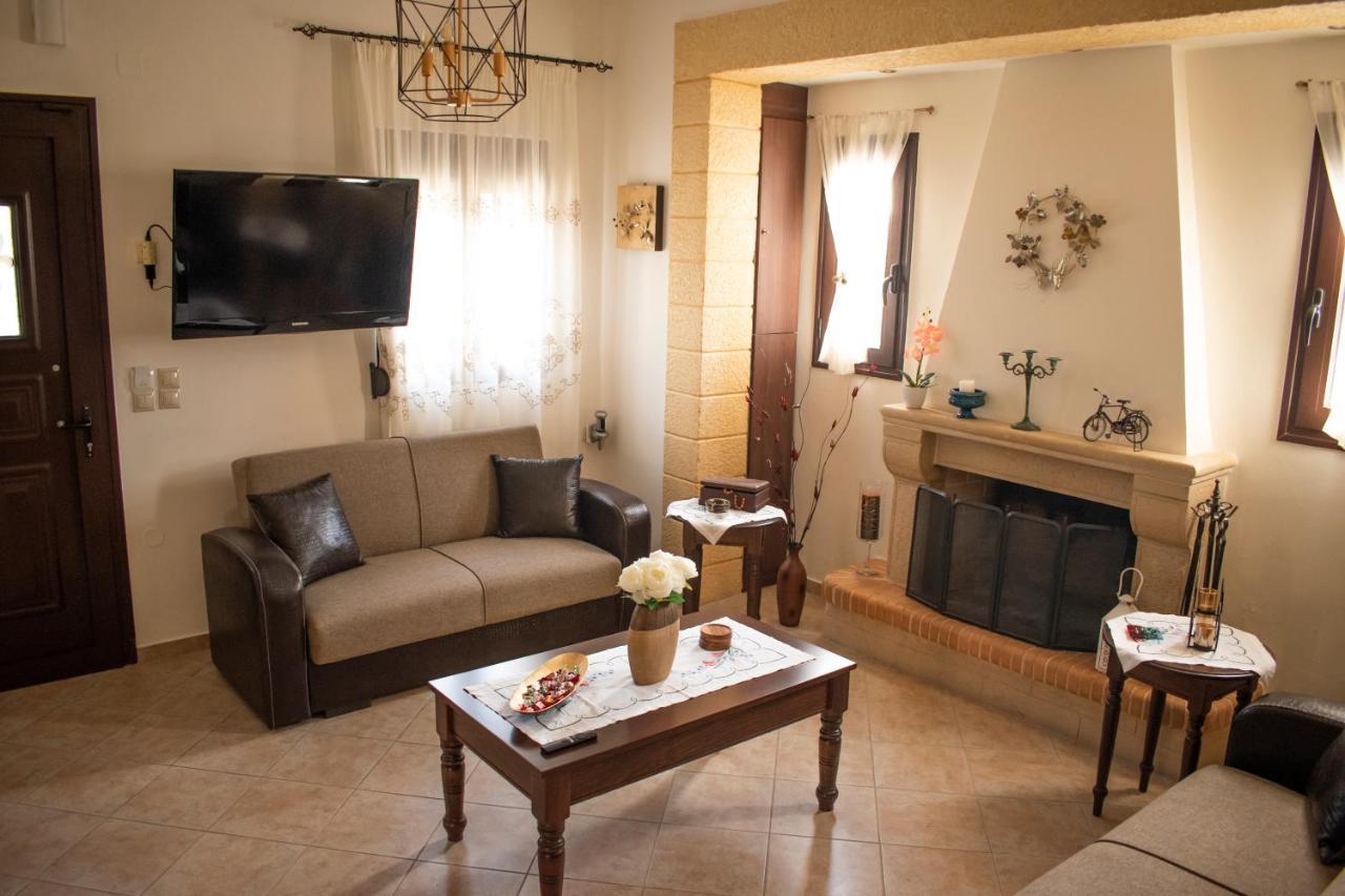 House Of Harmony Villa Kamisianá Dış mekan fotoğraf